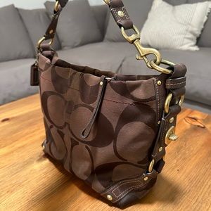 Authentic Coach shoulder bag